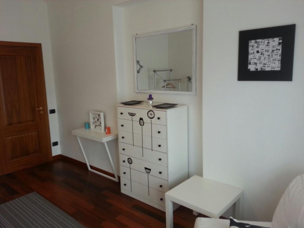 Apartment Oltremarestudios Napoli Phòng bức ảnh